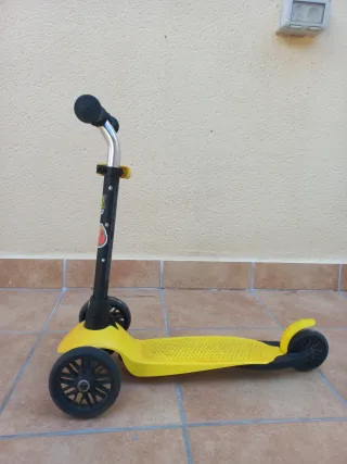 Patinete infantil 3 ruedas amarillo