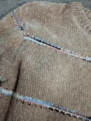 Jersey mujer beige rayas de colores pastel.