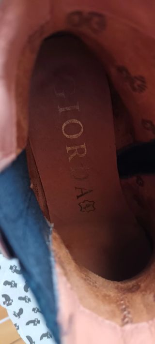 Botines de Piel Negros