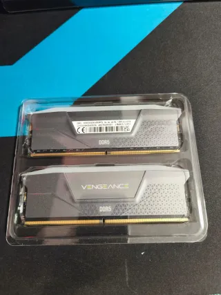 Corsair Vengeance RGB DDR5 32GB (2x16GB) 6000MHz