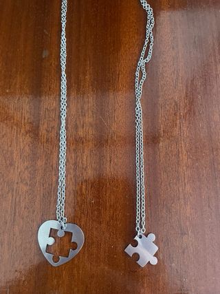 Caja de regalo Love con rosas y colgante corazón