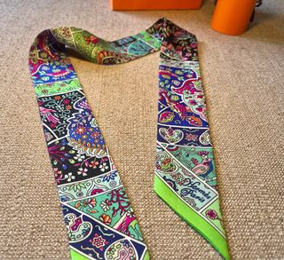Twilly Hermès Seda Twill Multicolor