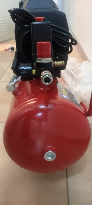 Compresor Einhell TC-AC 190/24/8