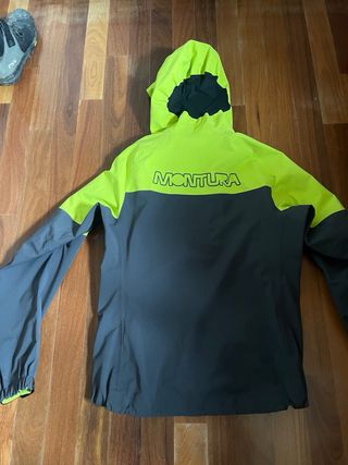Chaqueta Montura Gore-Tex