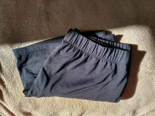 Falda-pantalón deportiva negra