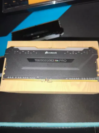 Corsair RAM DDR4 64GB (4x16GB) 3600MHz