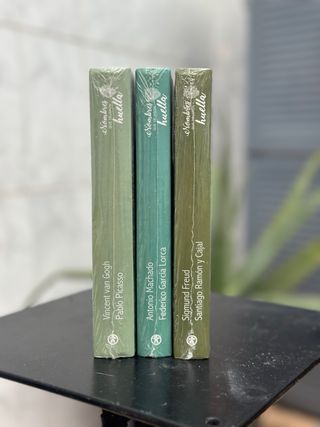 TRES LIBROS DE HOMBRES QUE DEJARON HUELLA