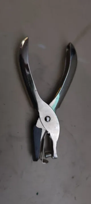 Picadora de billetes antigua 20€ cada uno