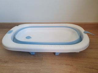 Bañera bebé plegable azul y blanca