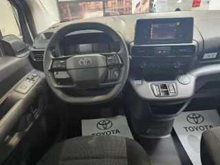Toyota Proace City 2025