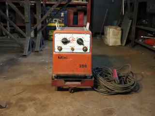 Soldadora Mini 200 A