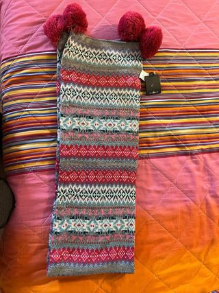 Sciarpa donna con pompon