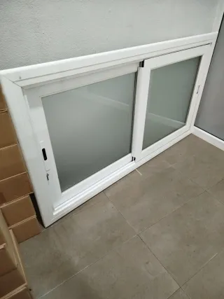 Ventana de aluminio
