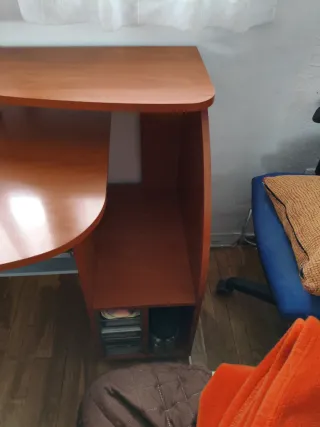 Escritorio de oficina madera y metal