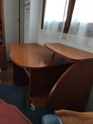 Escritorio de oficina madera y metal