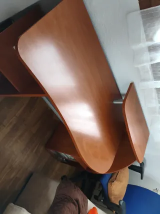 Escritorio de oficina madera y metal