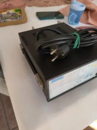 Fuente de alimentación 10 Amperios,marca inac