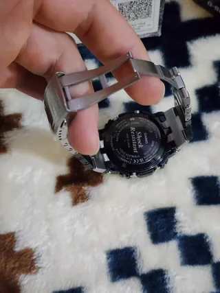 Reloj G-Shock casio gmwB5000 acero y titanio