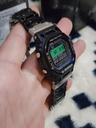 Reloj G-Shock casio gmwB5000 acero y titanio