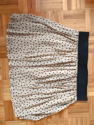 Minifalda plisada con lazo