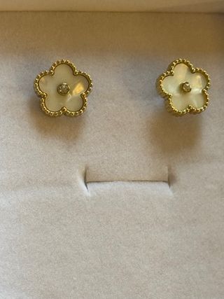 Orecchini fiore oro e madreperla