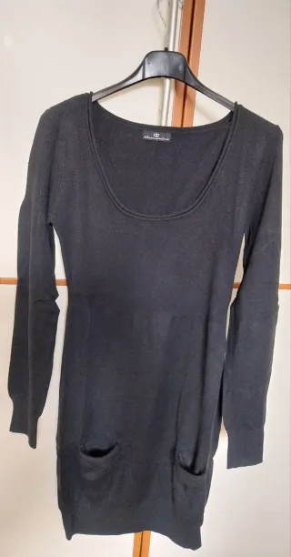 Vestito nero taglia unica con tasche