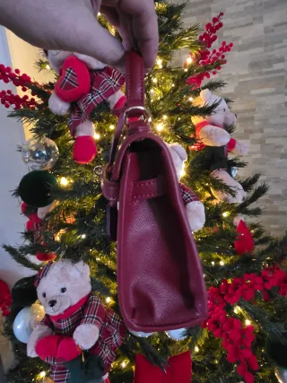 Borsetta rossa elegante