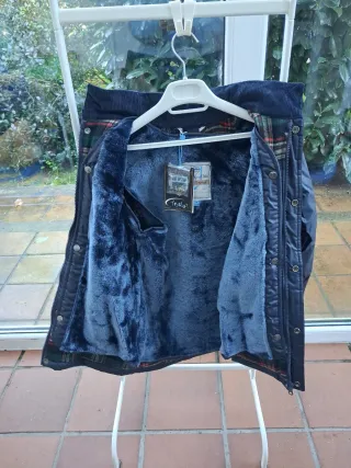 Parka impermeable y cálida.