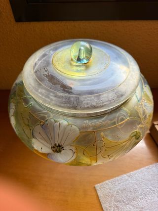 Bombonera de cristal decorada