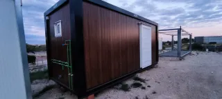 Caseta modular panel sándwich