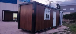 Caseta modular panel sándwich