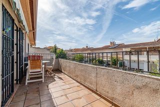 Casa adosada en venta en Cúllar Vega