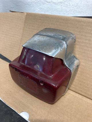 Piloto trasero Vespa 150/160 Sprint