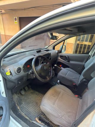 Citroen Berlingo 2009 XL ACEPTO CAMBIOS!!!
