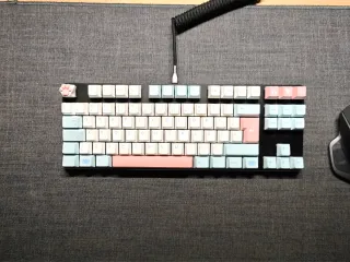 Teclado Mecánico Custom español + numpad + extras