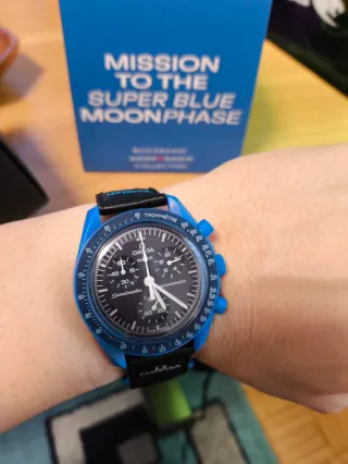 Reloj bioceramico Swatch Speedmaster