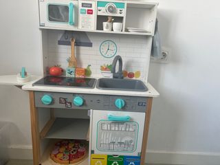 Cocina de juguete de madera