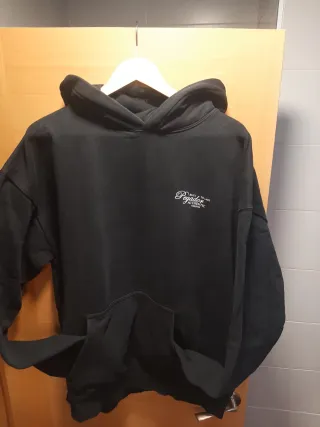 Sudadera Pegador Negra.