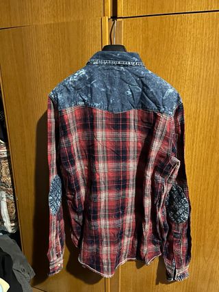 Camicia Alcott quadri rossa e jeans