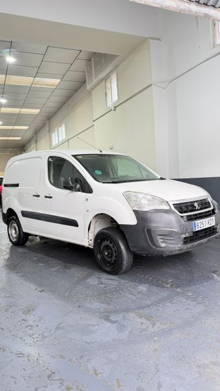 🔥 Oportunidad Peugeot partner Dangel 4x4 ref:1 KD