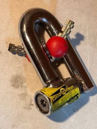 Pitón moto candado disco