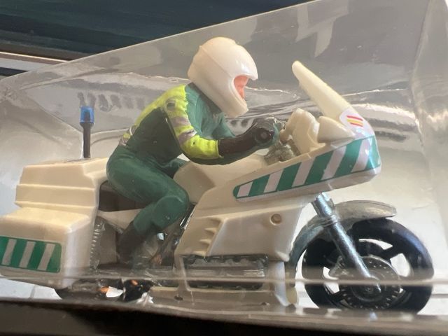 Moto Guardia Civil Tráfico Guisval