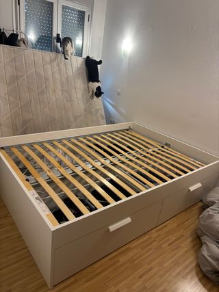 Canapé blanco de madera Ikea