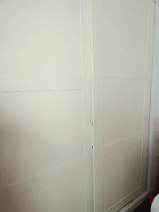 Se regalan puertas correderas armario