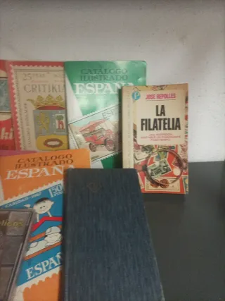 Lote Catálogos Sellos España Filatelia + regalos
