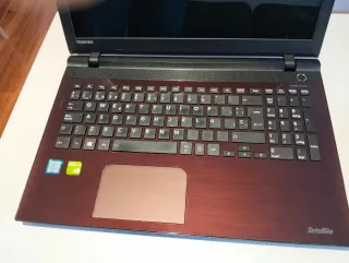 Toshiba Satellite L50-C-21L i5 para piezas o repar