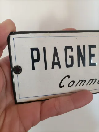 Targhetta smaltata vintage.