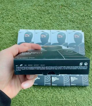 Pasamontañas Ski mask Nike Pro Therma-FIT Negro