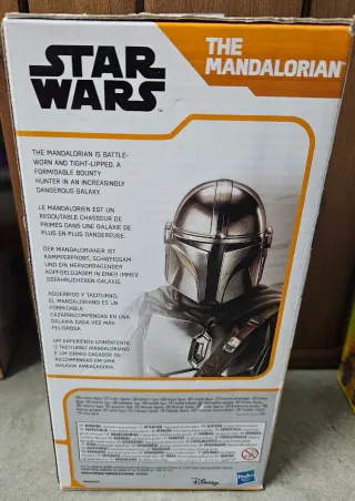 NUEVO. Figura The Mandalorian Star Wars.