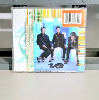 DAVID BOWIE: 'hours...'